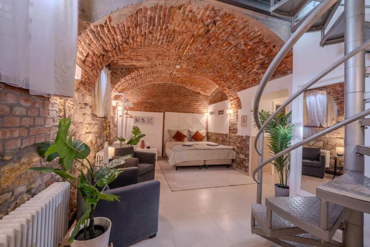 Spacious Centro Apartment